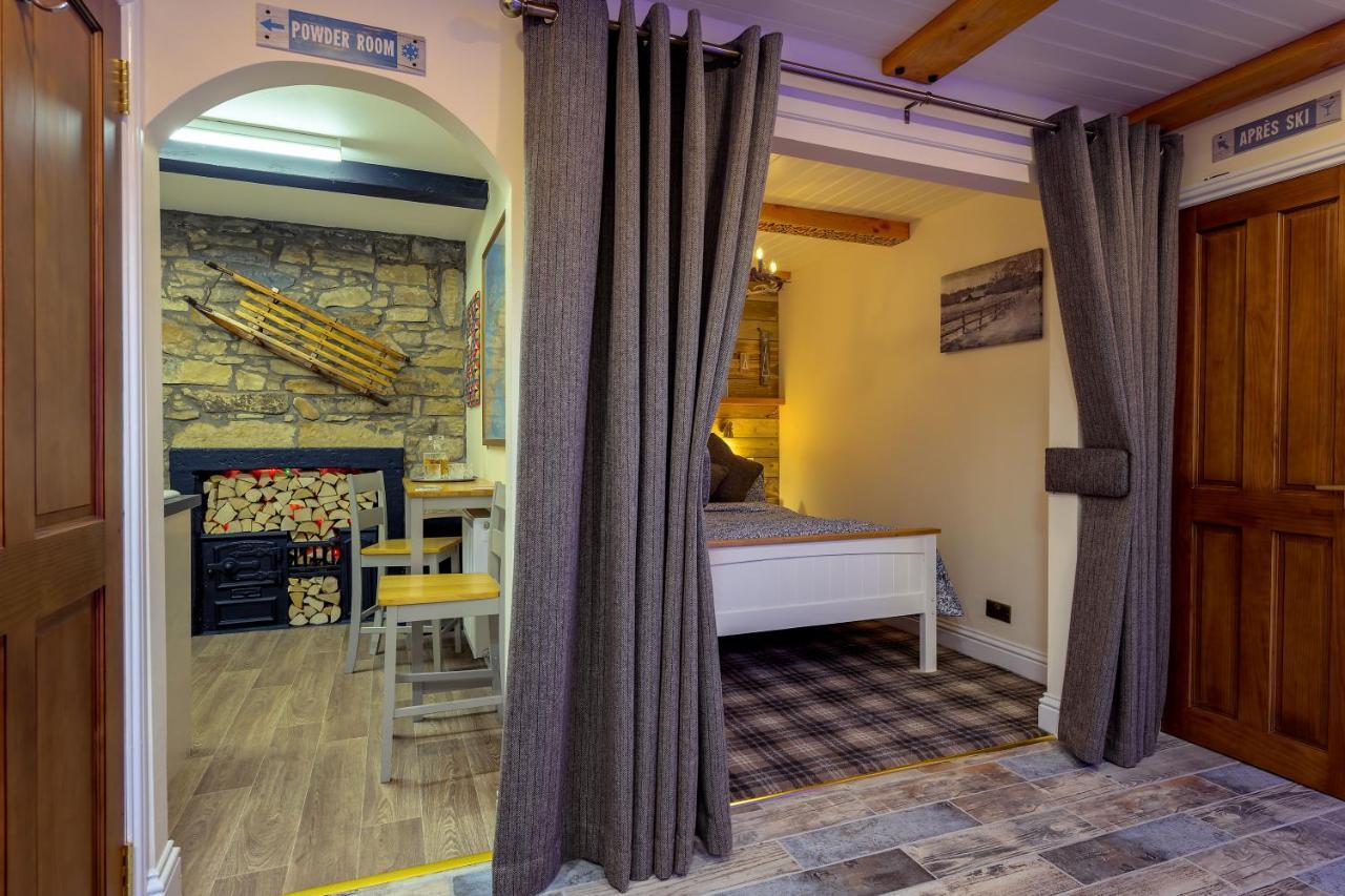 Anastasia'S Secret! Cupar Swiss Alpine Style Apartment Esterno foto