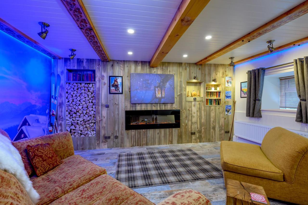 Anastasia'S Secret! Cupar Swiss Alpine Style Apartment Esterno foto